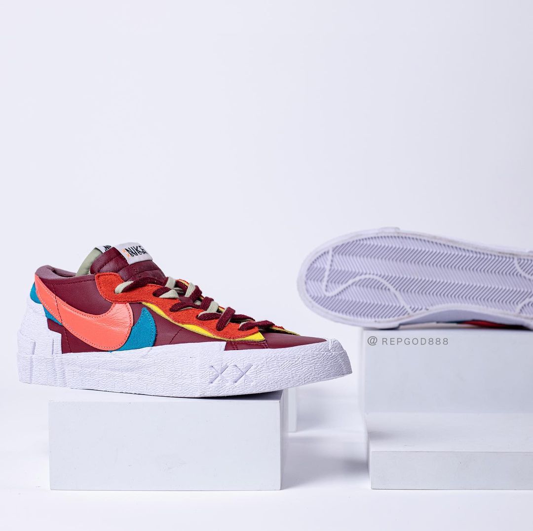 【国内 11/26、11/27、12/9、12/10 発売】sacai x KAWS × NIKE BLAZER LOW (サカイ カウズ ナイキ ブレーザー ロー) [DM7901-400/DM7901-500/DM7901-600]