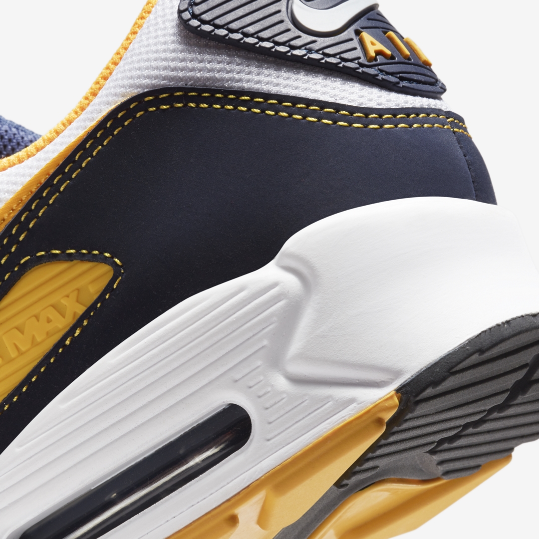 4 8 90 NIKE AIR MAX 90 Michigan DC9845 101 Fullress