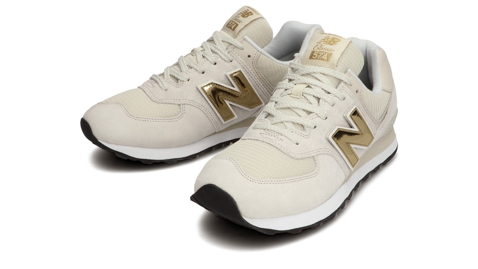 「Nマーク」を付け替え可能な面ファスナー仕様にアップデートしたNew Balance ML574 CS2 (ニューバランス)