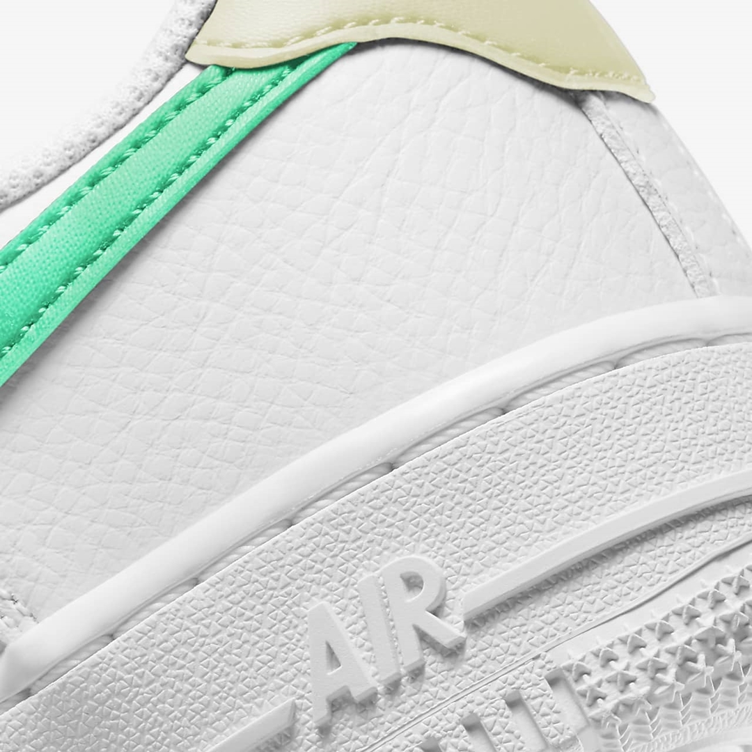 ナイキ ウィメンズ エア フォース 1 07 ロー “ホワイト/グリーングロー” (NIKE WMNS NIKE AIR FORCE 1 07 LOW “White/Green Glow”) [315115-164]