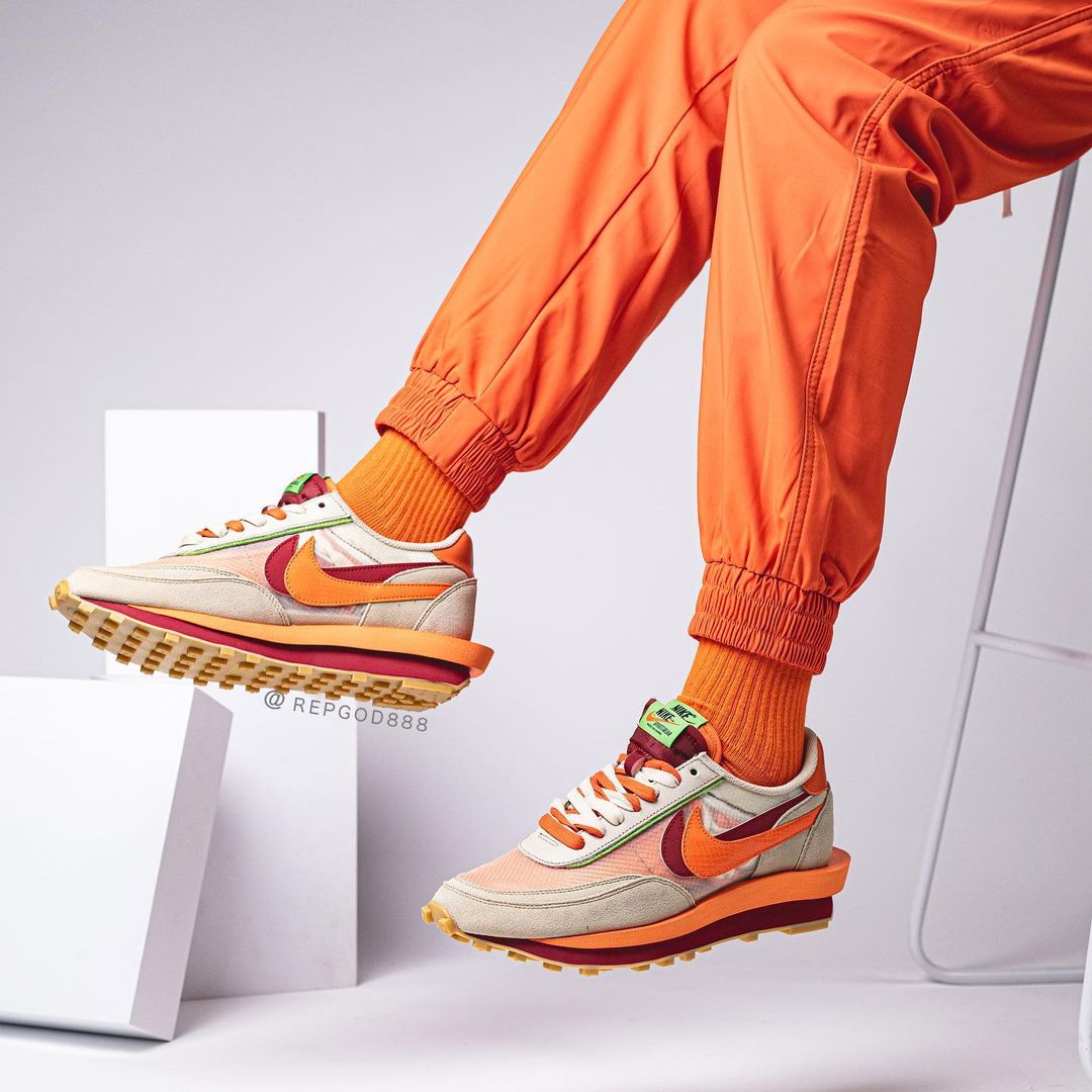 国内 9/11、10/7 発売予定】CLOT × Sacai × NIKE LDwaffle “Net/Orange ...