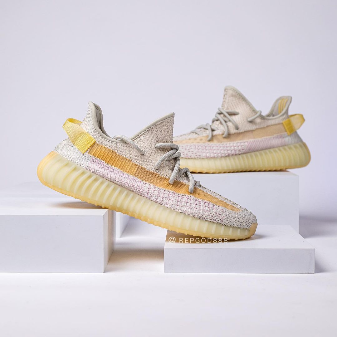 【国内 8/28 発売】アディダス オリジナルス イージー 350 V2 “ライト” (adidas Originals YEEZY 350 V2 “Light”) [GY3438]