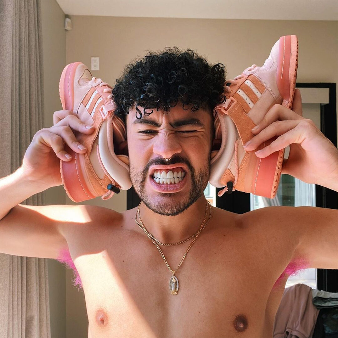 【国内 4/4 発売】Bad Bunny × adidas Originals FORUM LOW “THE FIRST CAFE/YoVistoAsí” Pink (バッド・バニー アディダス オリジナルス フォーラム ロー “ザ・ファースト・カフェ” ピンク) [GW0265]