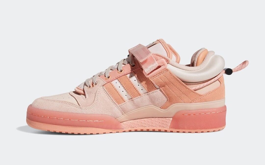 【国内 4/4 発売】Bad Bunny × adidas Originals FORUM LOW “THE FIRST CAFE/YoVistoAsí” Pink (バッド・バニー アディダス オリジナルス フォーラム ロー “ザ・ファースト・カフェ” ピンク) [GW0265]