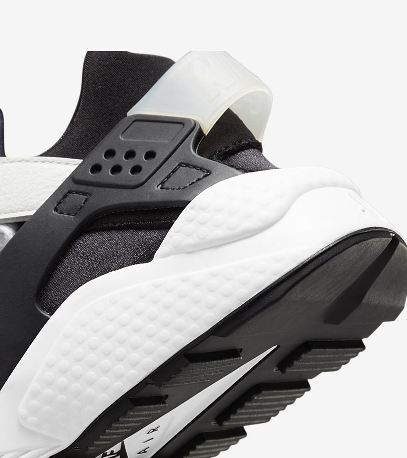 【国内 6/26 発売】ナイキ エア ハラチ “ブラック/ホワイト” (NIKE AIR HUARACHE “Black/White”) [DD1068-001]