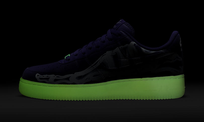 【国内 10/21、12/23 発売】ナイキ エア フォース 1 ロー “ハロウィン 2021/パープルスケルトン” (NIKE AIR FORCE 1 LOW “Halloween 2021/Purple Skeleton”) [CU8067-500/DC8891-001]