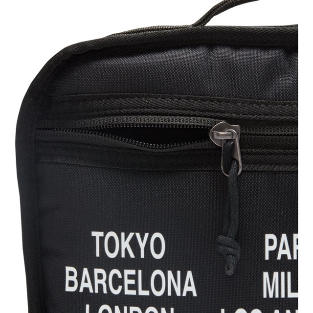 NIKE PREMIUM UTILITY BAG “World Tour”が発売 (ナイキ プレミアム ユーティリティ バッグ “ワールドツアー”) [DH3074-010]