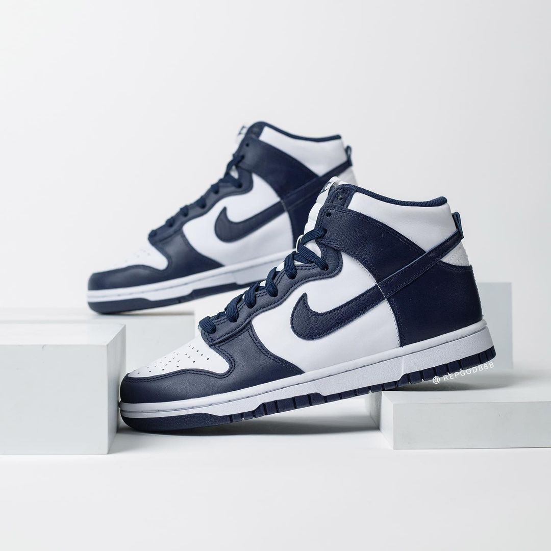 【国内8/26 発売】ナイキ ダンク ハイ “チャンピオンシップネイビー” (NIKE DUNK HIGH “Championship Navy”) [DD1399-104]