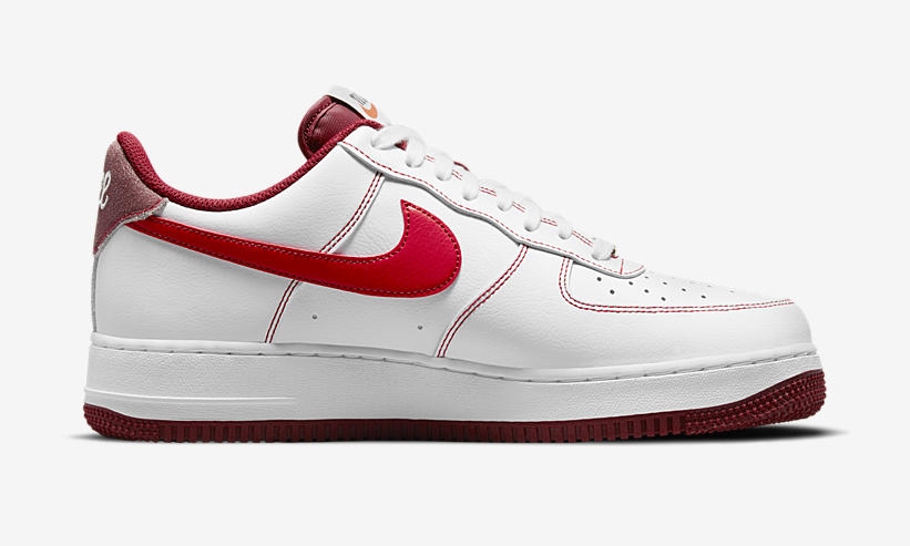 【国内 6/21 発売】ナイキ エア フォース 1 07 ロー “ファースト ユーズ/ホワイト/レッド” (NIKE AIR FORCE 1 07 LOW “First Use/White/Red”) [DA8478-101]