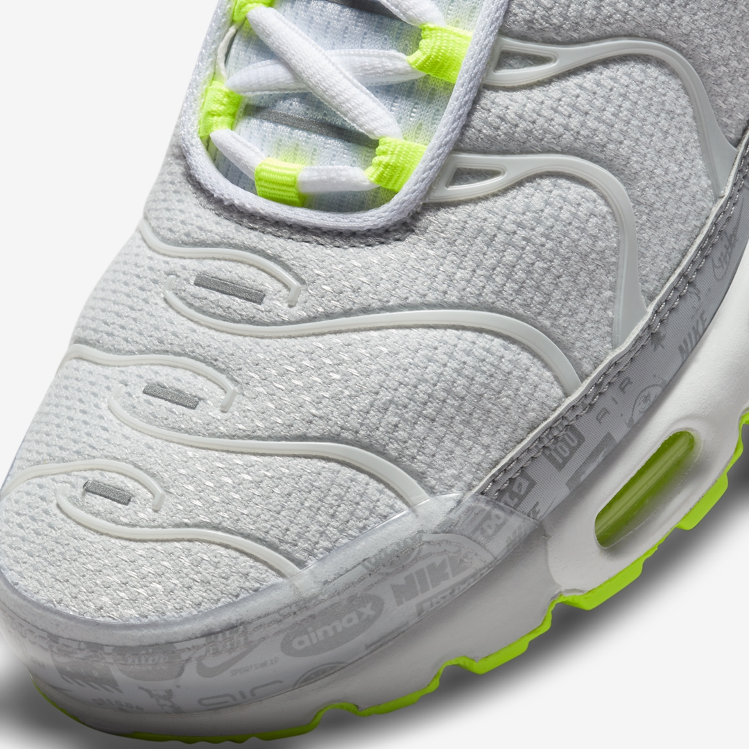 ナイキ エア マックス プラス “ホワイト/グレー/ボルト” (NIKE AIR MAX PLUS “White/Grey/Volt”) [DB0682-002]