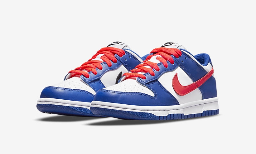 【国内 7/10 発売予定】ナイキ GS ダンク ロー “ホワイト/ロイヤル/レッド” (NIKE GS DUNK LOW “White/Royal/Red”) [CW1590-104]