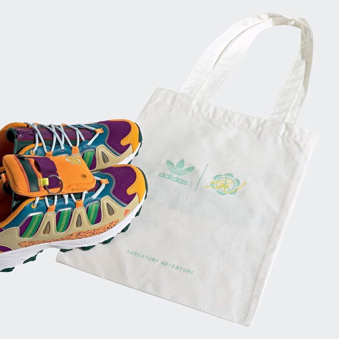 【国内 9/25、11/10 発売】Sean Wotherspoon x Disney x adidas Originalsrs Superturf Adventure “Jiminy Cricket” (アトモス ショーン・ウェザースプーン アディダス オリジナルス スーパーターフ アドベンチャー) [GY8341/GW8810]