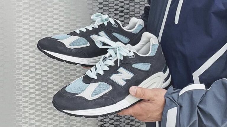 5/2 発売！KITH RONNIE FIEG × New Balance 990V2 “Steel Blue” (キス ...