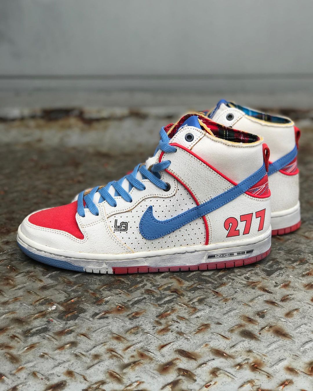 【国内 6/19、6/21 発売】Magnus Walker x NIKE DUNK HIGH “1971 Porsche 911 T 277” (マグナス・ウォーカー ナイキ ダンク ハイ) [DH7683-100]