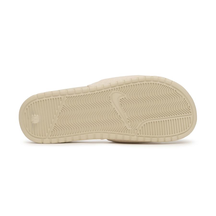 ステューシー × ナイキ ベナッシ “ストーン” (STUSSY NIKE BENASSI SLIDE “Stone”)