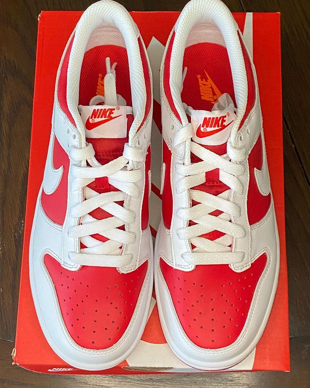 NIKE DUNK LOW RETRO UNIVERSITY RED/WHITE