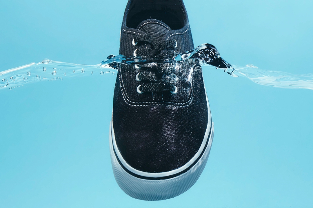 防水透湿性素材「eVent」ファブリックスを採用した VANS AUTHENTIC V44CFが6/4 発売 (バンズ オーセンティック)