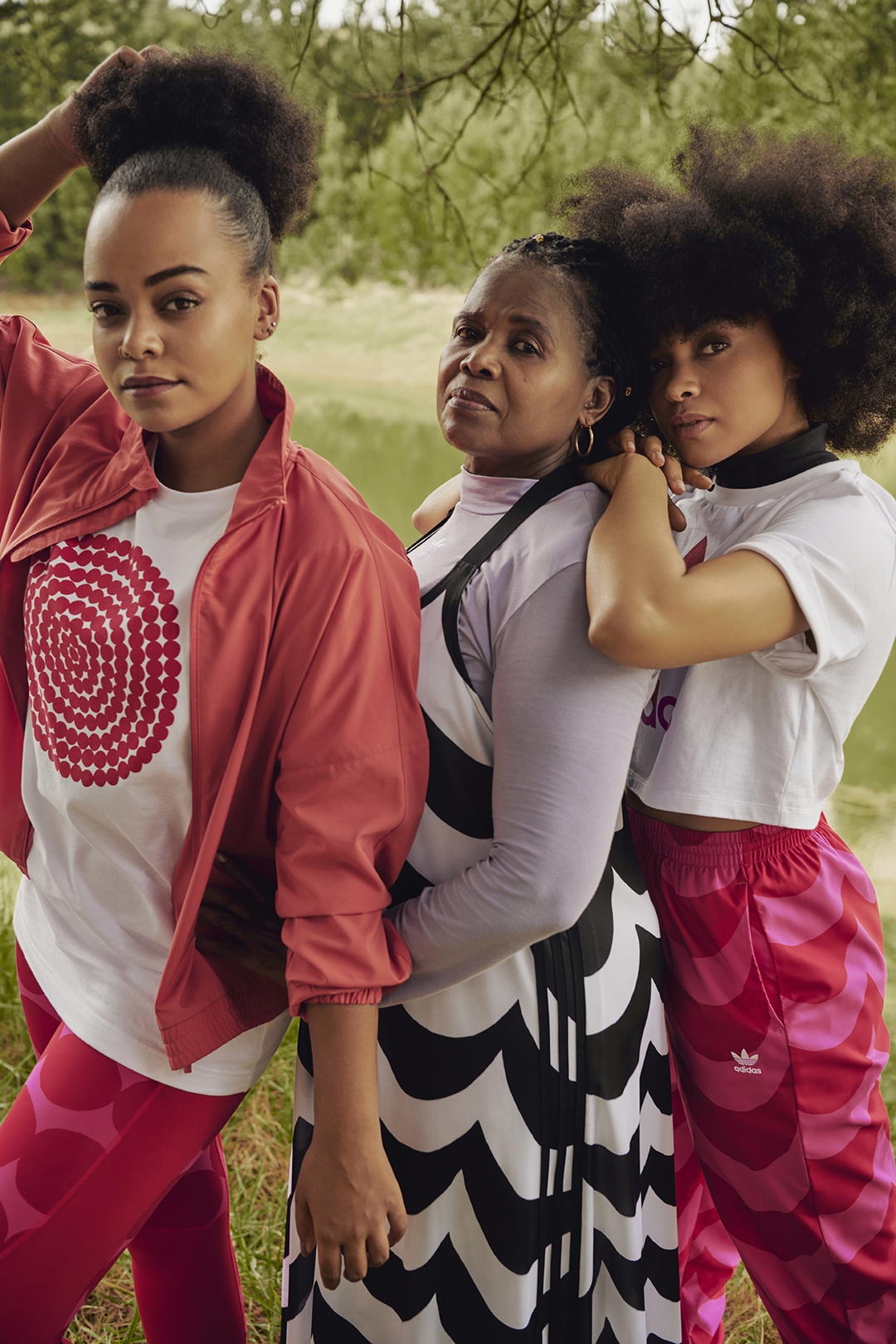 マリメッコの独創的で生き生きとしたプリント柄をスポーツウェアに取り入れた adidas Originals x MARIMEKKO 限定コレクションが6/10 発売 (アディダス オリジナルス マリメッコ)