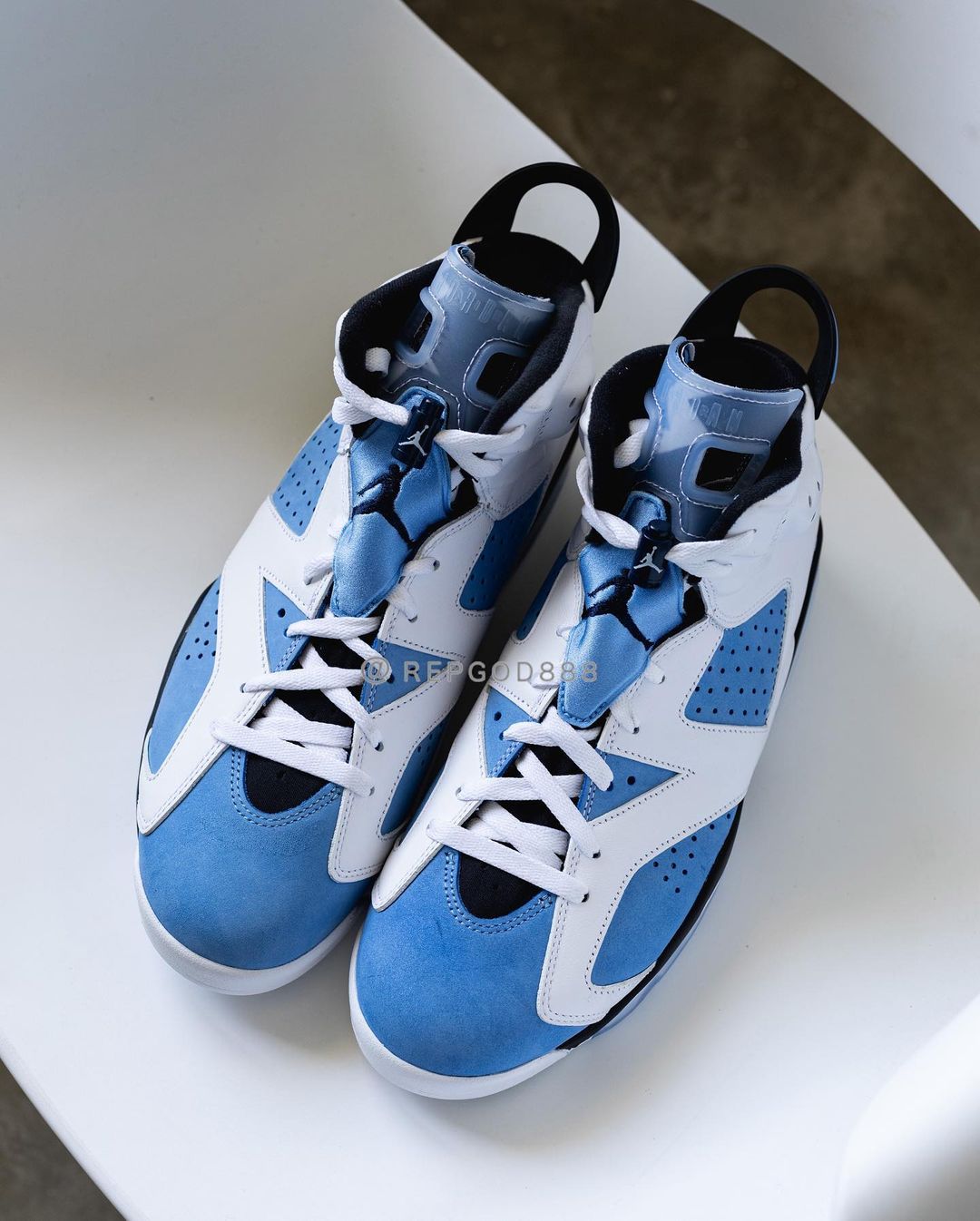 【国内 3/5 発売】ナイキ エア ジョーダン 6 レトロ “UNC/ブルー/ホワイト” (NIKE AIR JORDAN 6 RETRO “UNC/Blue/White”) [CT8529-410]