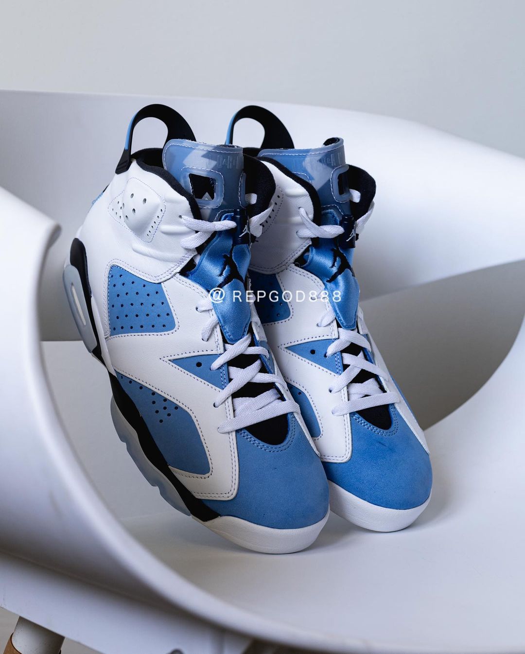 【国内 3/5 発売】ナイキ エア ジョーダン 6 レトロ “UNC/ブルー/ホワイト” (NIKE AIR JORDAN 6 RETRO “UNC/Blue/White”) [CT8529-410]