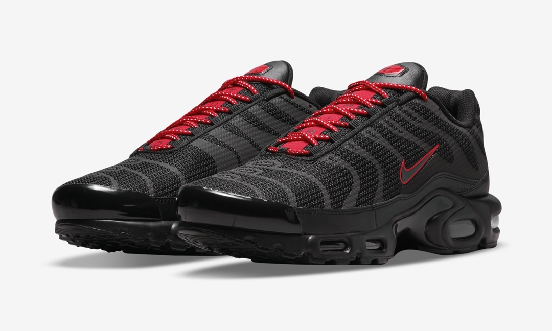 ナイキ エア マックス プラス “ブラック/レッド” (NIKE AIR MAX PLUS “Black/Red”) [DN7997-001]