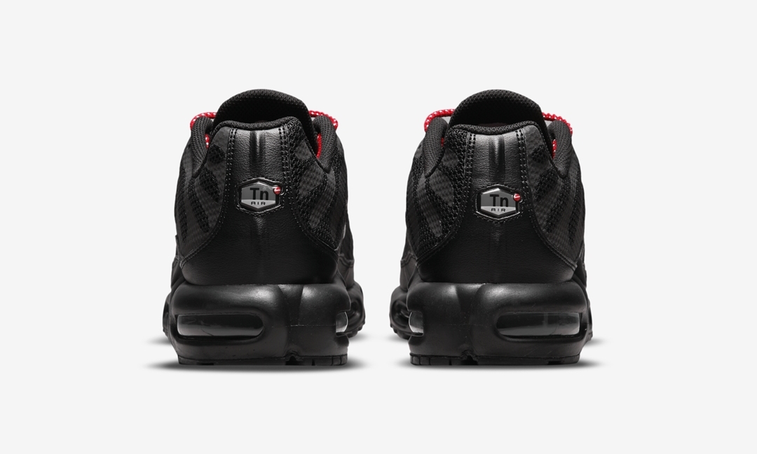 ナイキ エア マックス プラス “ブラック/レッド” (NIKE AIR MAX PLUS “Black/Red”) [DN7997-001]