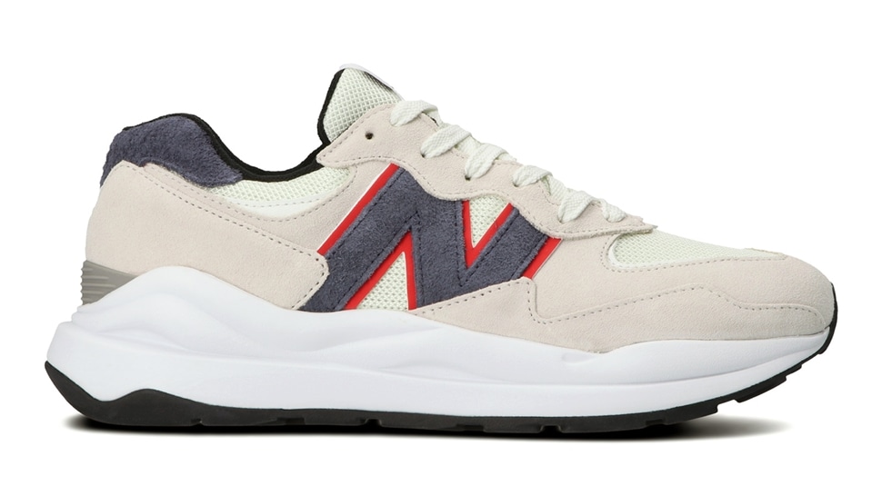 アメリカンカレッジライフを象徴するビビッドなカラーコンビネーションで彩ったNew Balance M5740 MA1/MC1 (ニューバランス)