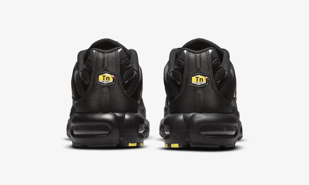 ナイキ エア マックス プラス “ブラック/ボルト” (NIKE AIR MAX PLUS “Black/Volt”) [DB0682-001]