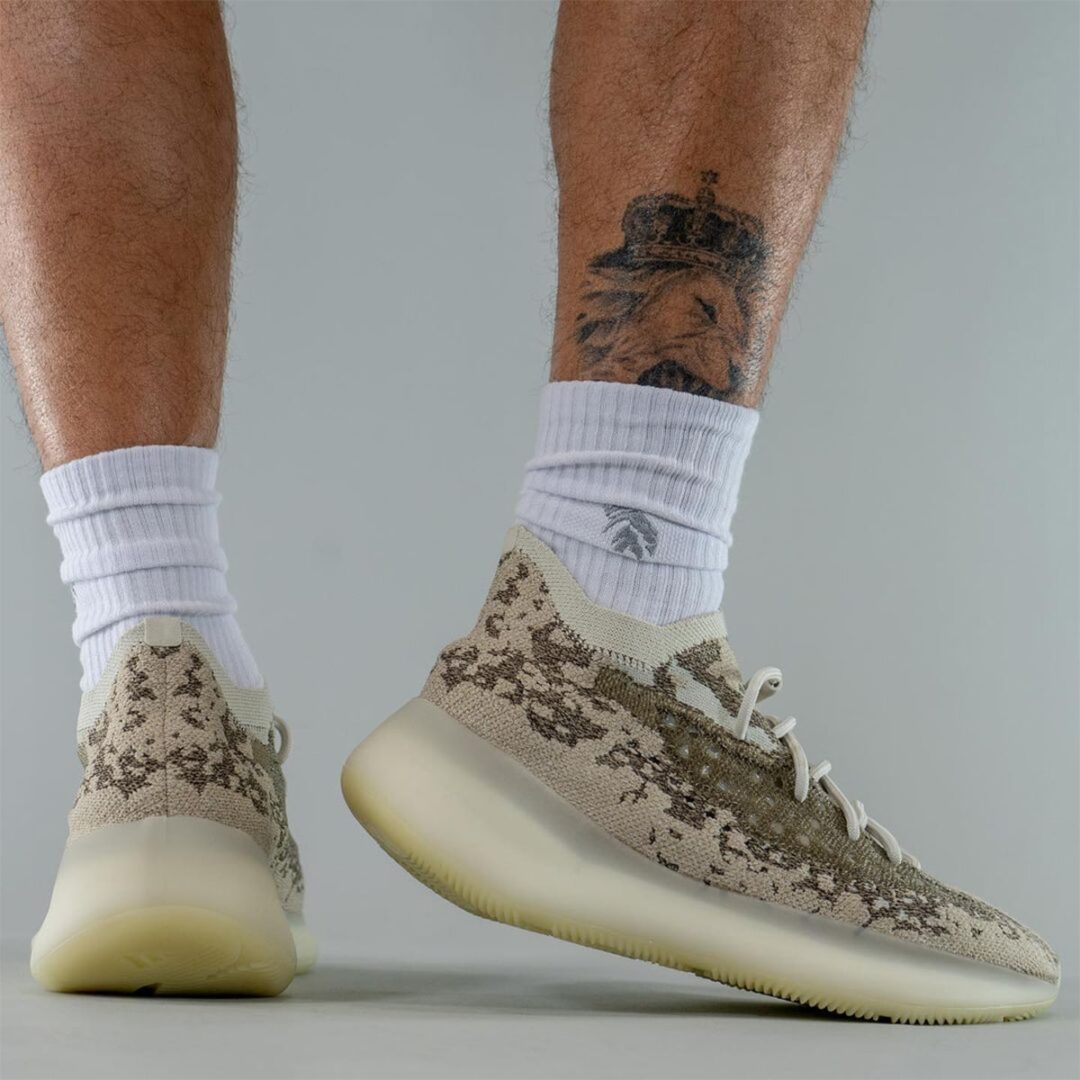 【国内 10/18 発売】アディダス イージー 380 V2 “ストーンソルト” (adidas YEEZY 380 V2 “Stone Solt/Pyrite”) [GZ0472/GZ0473]