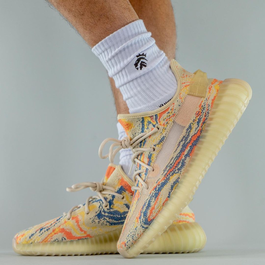 【国内 10/23 発売】アディダス オリジナルス イージー ブースト 350 V2 “MX OAT” (adidas Originals YEEZY BOOST 350 V2 “MX OAT”) [GW3773]