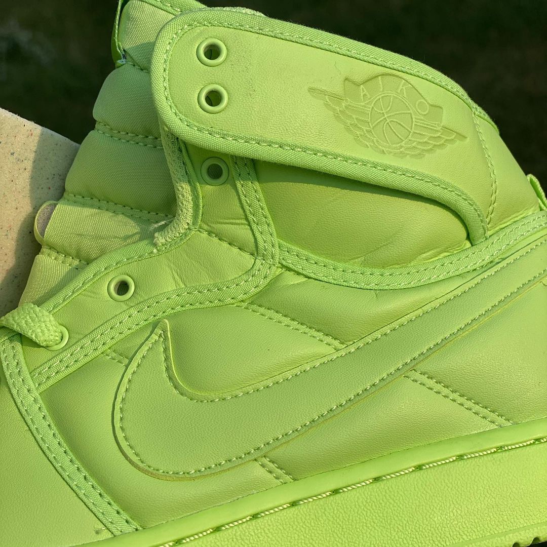 【国内 9/30 発売】ビリー・アイリッシュ × ナイキ エア ジョーダン 1 ハイ KO “ボルト” (Billie Eilish NIKE AIR JORDAN 1 HIGH KO “Volt”) [DN2857-330]