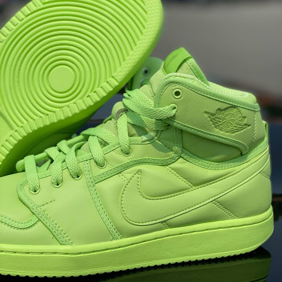 【国内 9/30 発売】ビリー・アイリッシュ × ナイキ エア ジョーダン 1 ハイ KO “ボルト” (Billie Eilish NIKE AIR JORDAN 1 HIGH KO “Volt”) [DN2857-330]