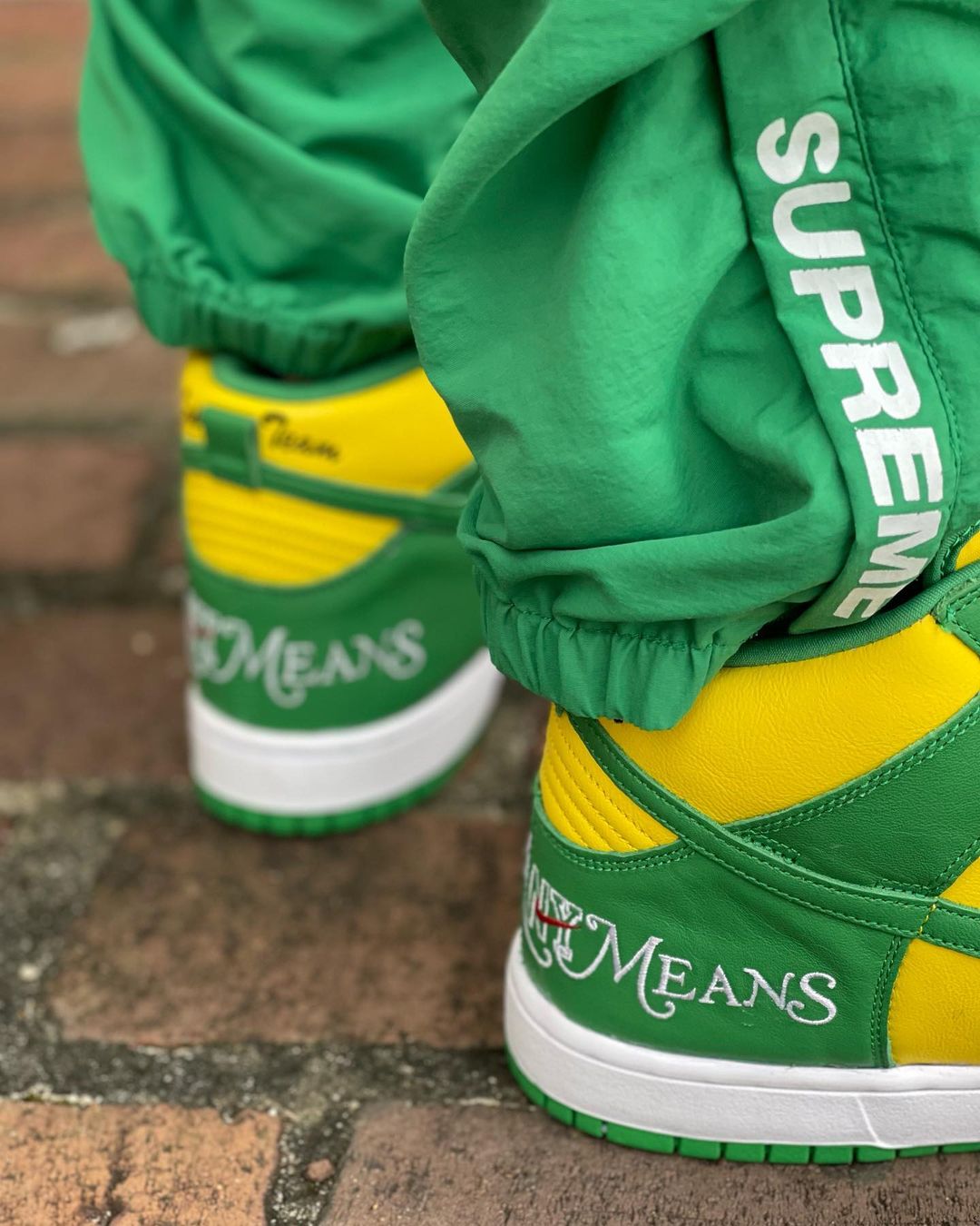 【SUPREME 2022 S/S WEEK 2 – 国内 3/5発売】SUPREME x NIKE SB DUNK HIGH QS “By Any Means” (シュプリーム ナイキ SB ダンク ハイ QS “バイ エニー ミーンズ”) [DN3741-002/DN3741-600/DN3741-700]