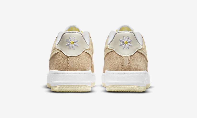 ナイキ GS ウィメンズ エア フォース 1 07 ロー “レモンドロップ” (NIKE WMNS AIR FORCE 1 07 LOW “Lemon Drop”) [DDM9476-700]