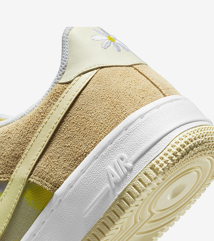 ナイキ GS ウィメンズ エア フォース 1 07 ロー “レモンドロップ” (NIKE WMNS AIR FORCE 1 07 LOW “Lemon Drop”) [DDM9476-700]