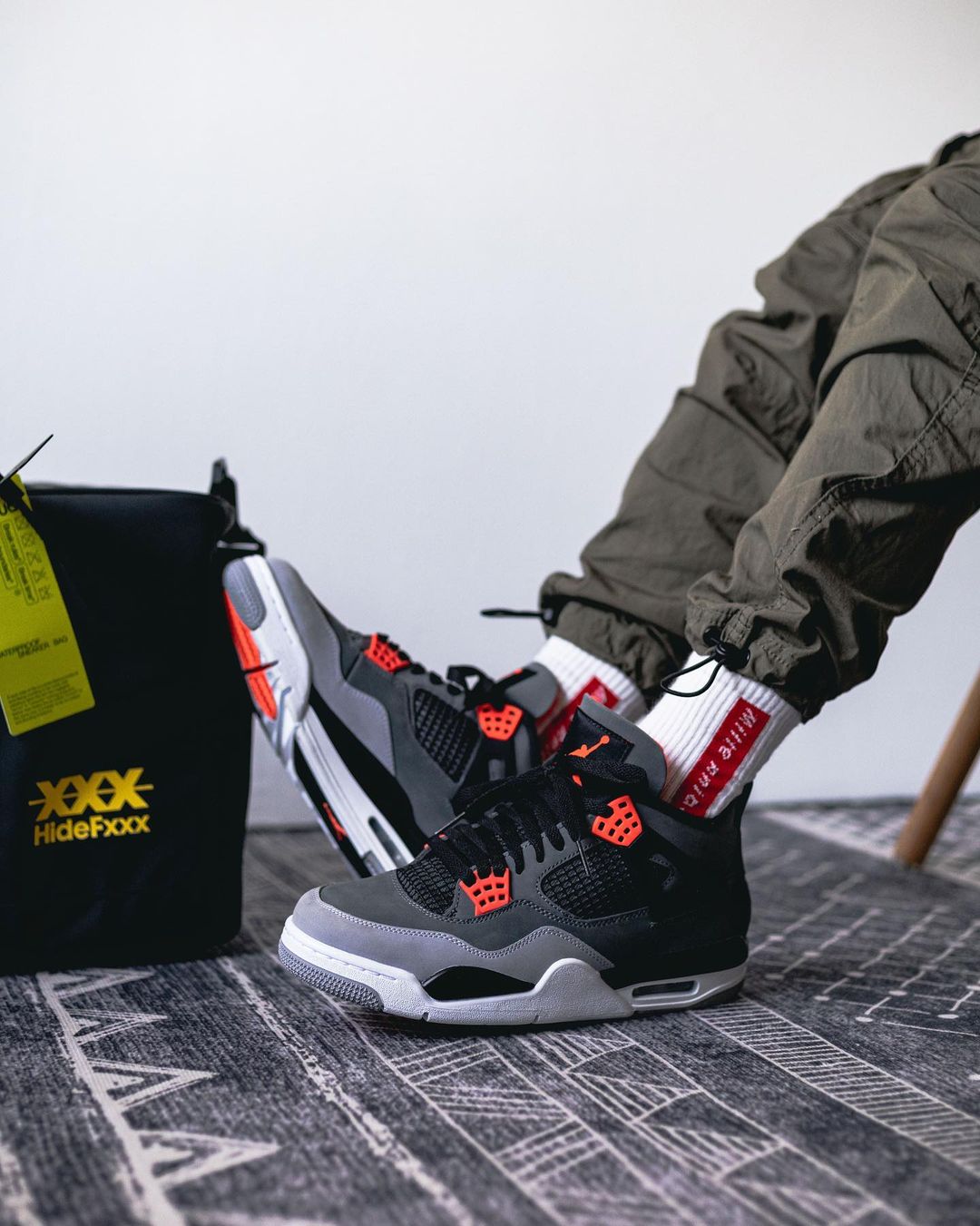 【国内 6/25 発売】ナイキ エア ジョーダン 4 レトロ “インフラレッド” (NIKE AIR JORDAN 4 RETRO “Infrared”) [DH6927-061]