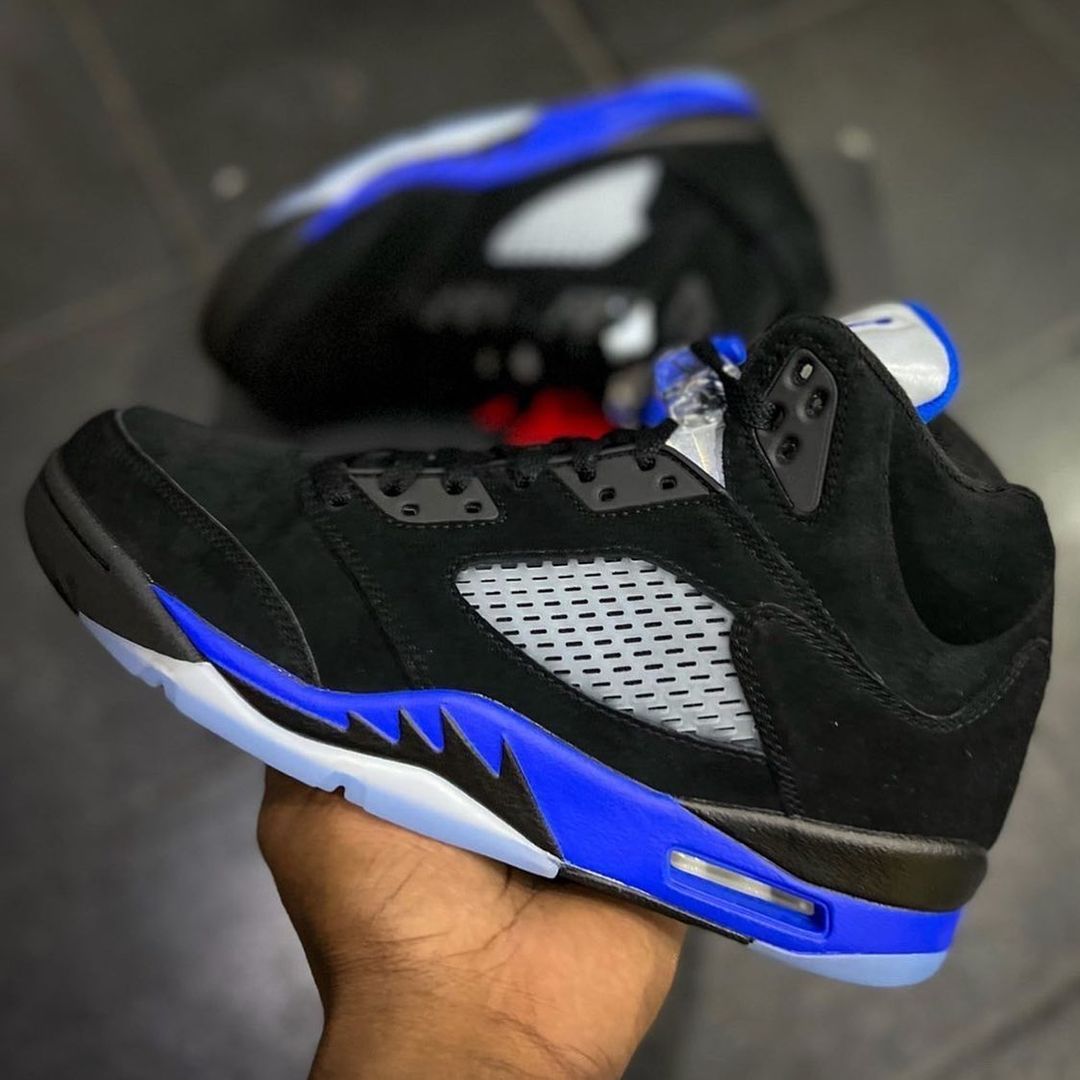 【国内 2/17 発売】ナイキ エア ジョーダン 5 レトロ “ブラック/レーサーブルー” (NIKE AIR JORDAN 5 RETRO “Black/Racer Blue”) [CT4838-004]