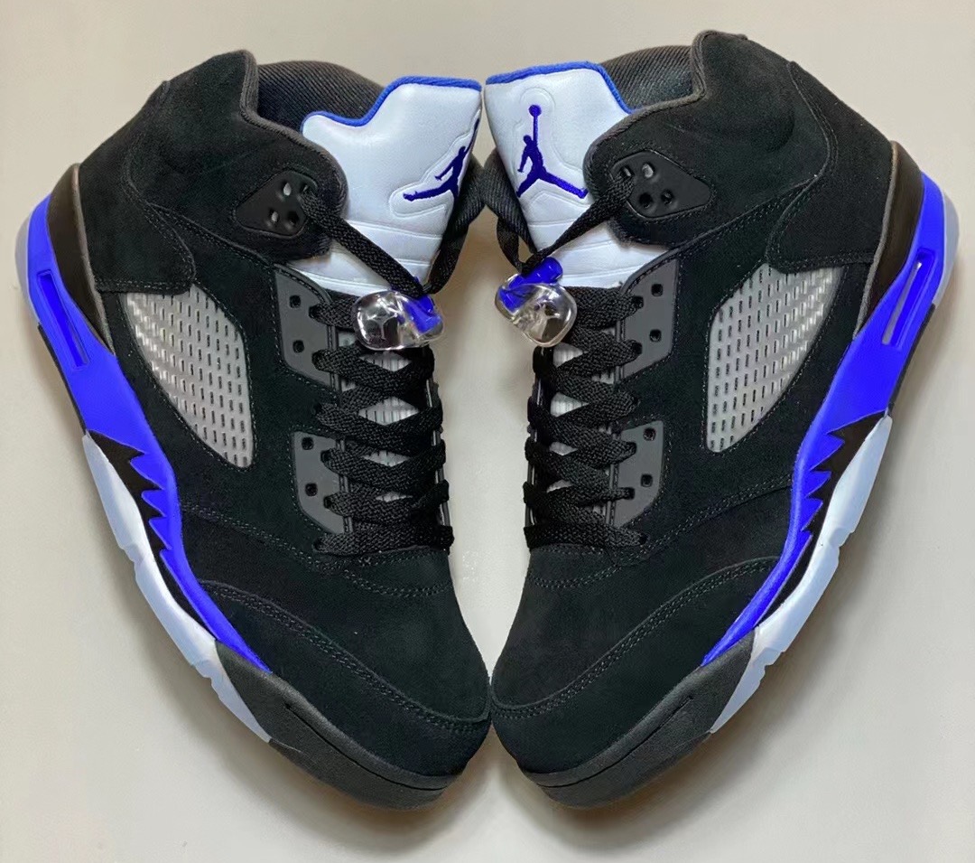 【国内 2/17 発売】ナイキ エア ジョーダン 5 レトロ “ブラック/レーサーブルー” (NIKE AIR JORDAN 5 RETRO “Black/Racer Blue”) [CT4838-004]