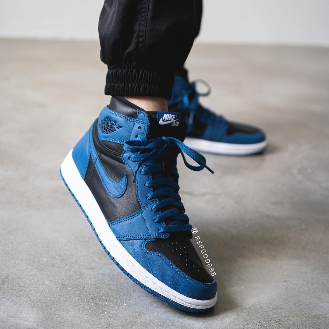 【国内 2/5 発売】ナイキ エア ジョーダン 1 レトロ ハイ OG “ダークマリーナブルー” (NIKE AIR JORDAN 1 RETRO HIGH OG “Dark Marina Blue”) [555088-404]