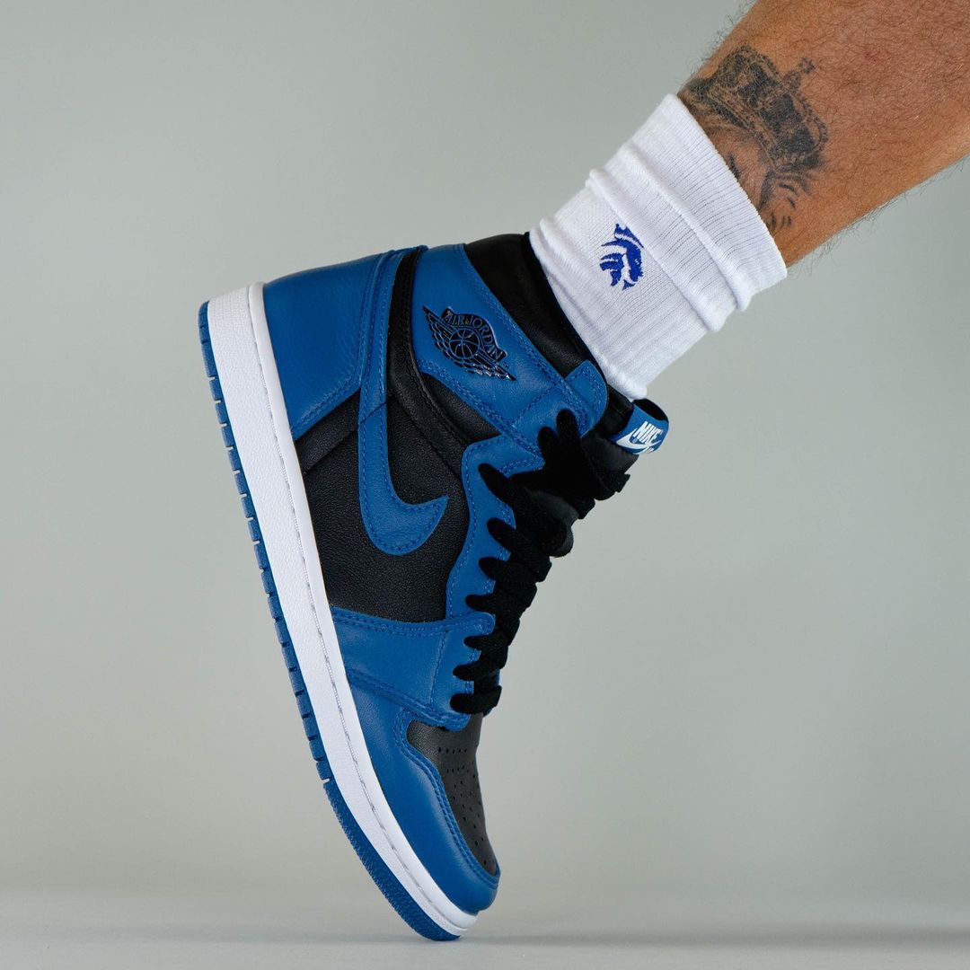 【国内 2/5 発売】ナイキ エア ジョーダン 1 レトロ ハイ OG “ダークマリーナブルー” (NIKE AIR JORDAN 1 RETRO HIGH OG “Dark Marina Blue”) [555088-404]