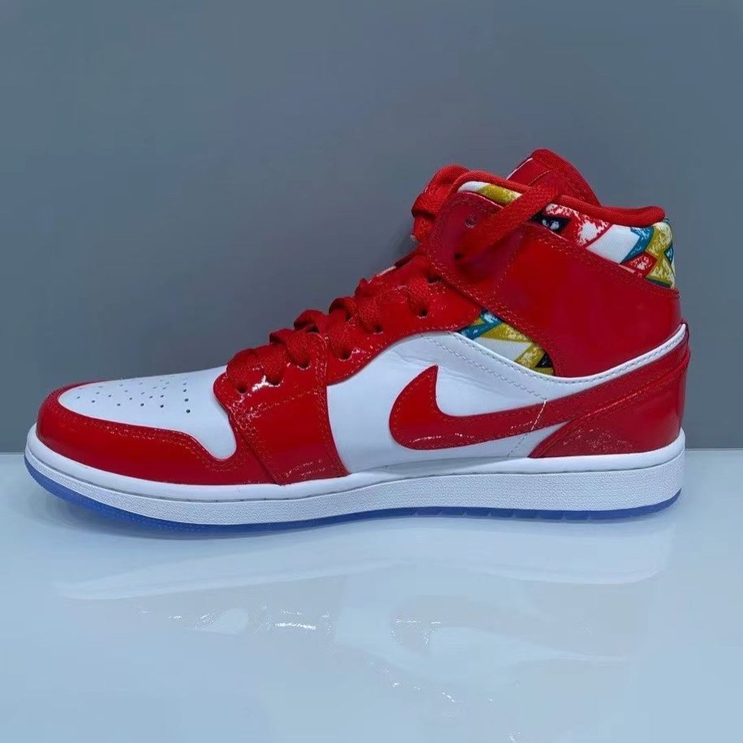 【リーク】ナイキ エア ジョーダン 1 ミッド 最新カラー “ホワイト/レッド” (NIKE AIR JORDAN 1 MID “White/Red”) [DC7294-600]