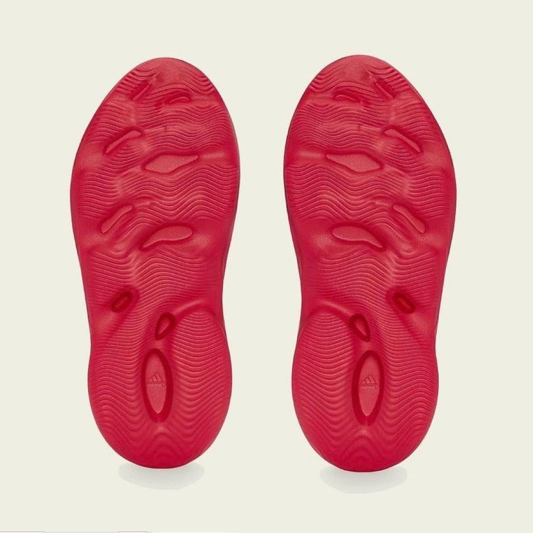 【国内 10/29 発売】adidas YZY FOAM RUNNER “Vermilion” (アディダス イージー フォーム ランナー “ヴァーミリオン”) [GW3355]