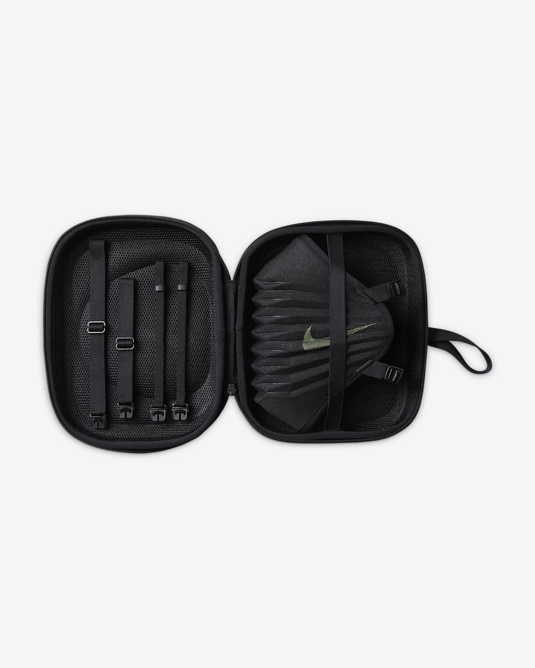 NIKE 史上初のストラップ付き高性能マスク「ナイキ ベンチュラー」が発売 (Venturer Performance Face Mask) [DO8356-010]