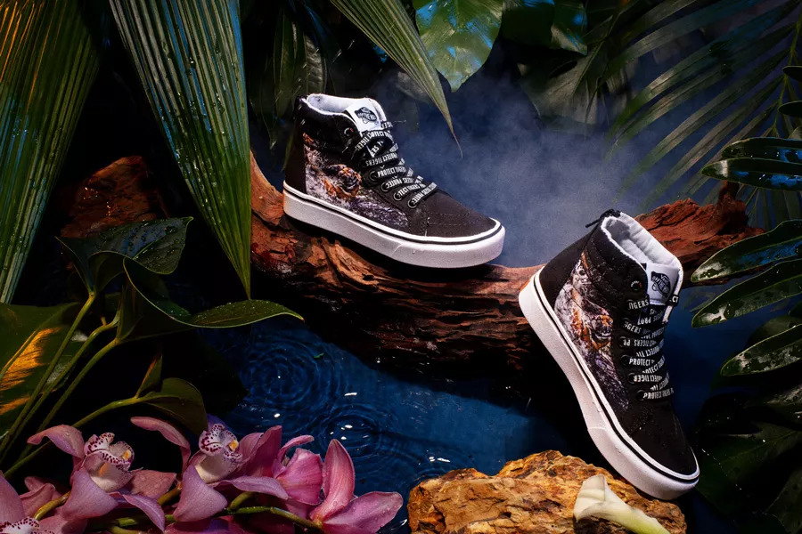 あらゆる人々の好奇心を満たす、上質な体験を提供するメディア「DISCOVERY」× VANS コラボコレクションが7/17 発売 (ディスカバリー バンズ)