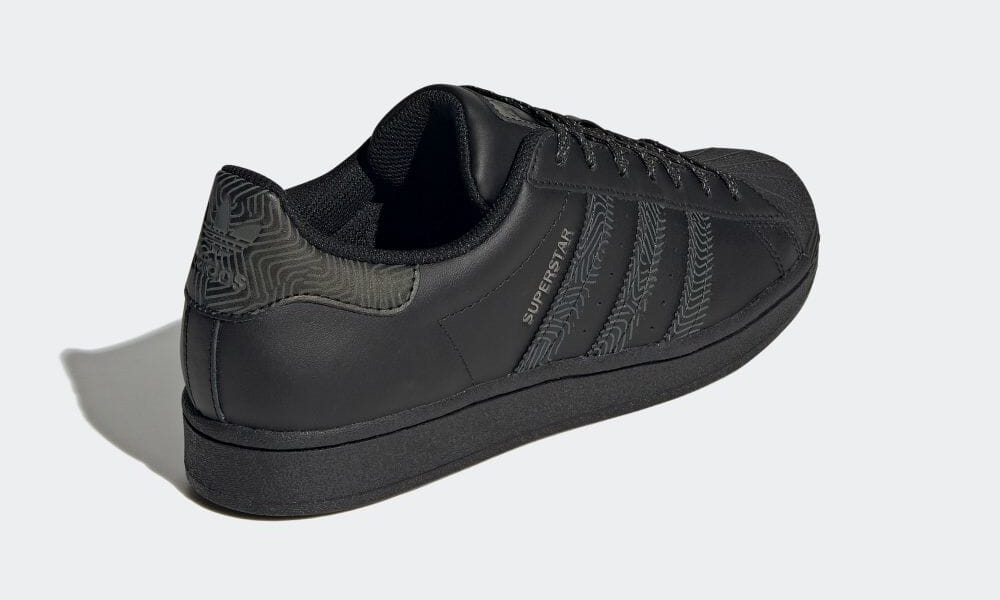 7/29 発売！リフレクター仕様にアップデートされた アディダス オリジナルス スーパースター (adidas Originals SUPERSTAR) [H00200,H00201]