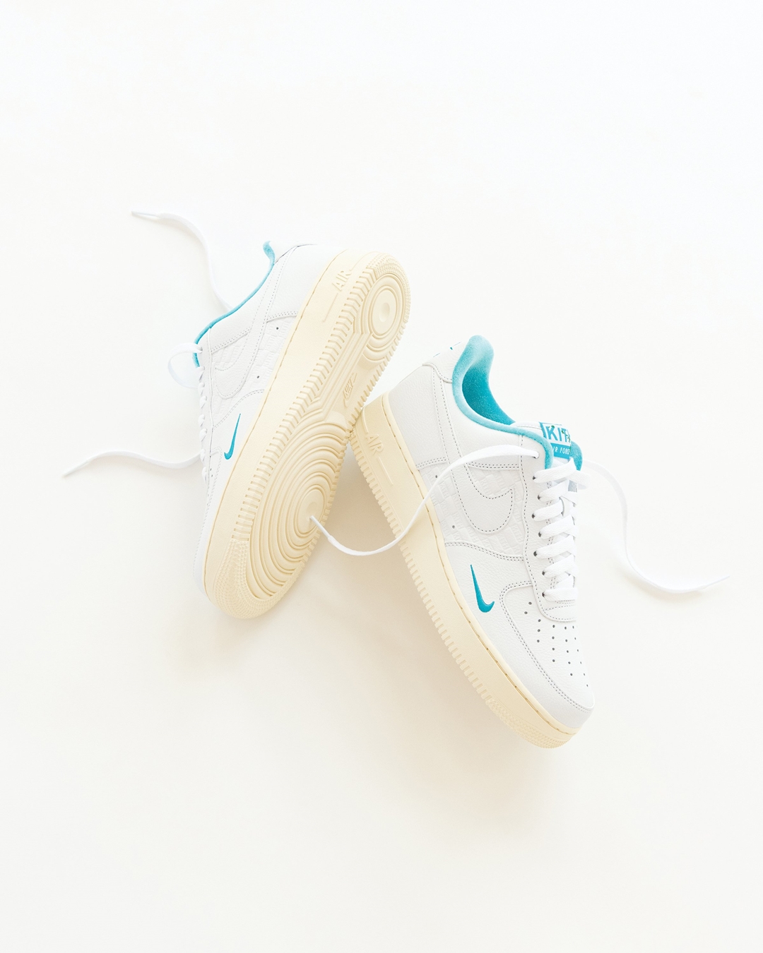 海外 8/20 発売！KITH HAWAII オープニング記念！KITH × NIKE AIR FORCE 1 LOW “Hawaii” (キス ナイキ エア フォース 1 ロー “ハワイ”) [DC9555-100]