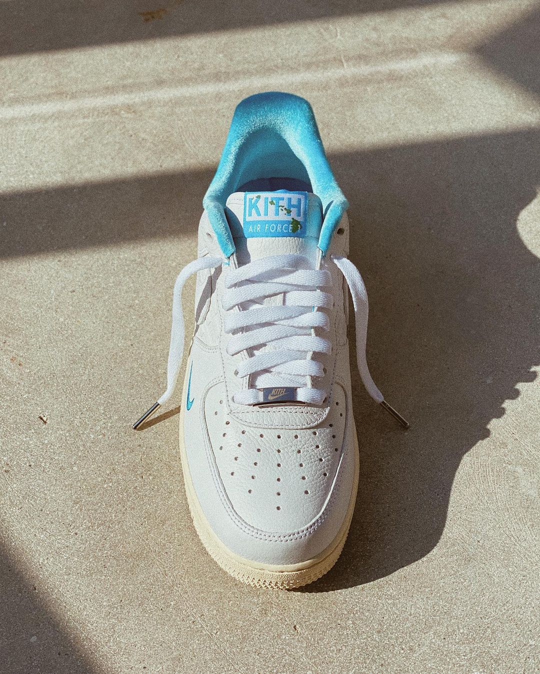 海外 8/20 発売！KITH HAWAII オープニング記念！KITH × NIKE AIR FORCE 1 LOW “Hawaii” (キス ナイキ エア フォース 1 ロー “ハワイ”) [DC9555-100]