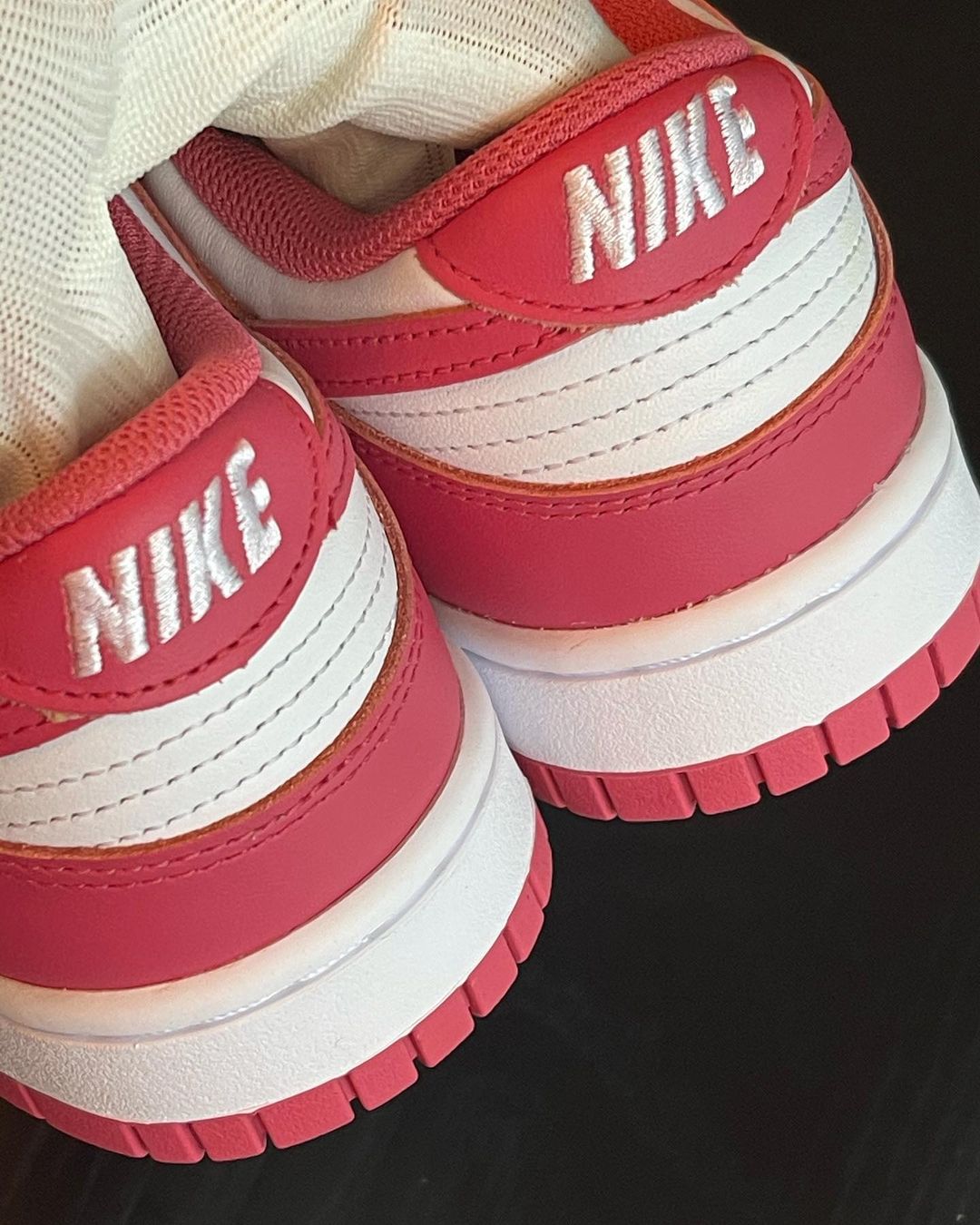 【国内 9/18 発売】ナイキ ウィメンズ ダンク ロー “ホワイト/アーキオピンク” (NIKE WMNS DUNK LOW “White/Archeo Pink”) [DD1503-111]