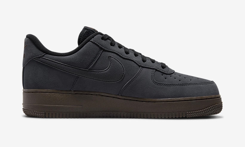 海外 11/8 発売予定！ナイキ エア フォース 1 07 ロー “オフノワール/ダークチョコレート” (NIKE AIR FORCE 1 07 LOW “Off Noir/Dark Chocolate”) [DO6730-001]