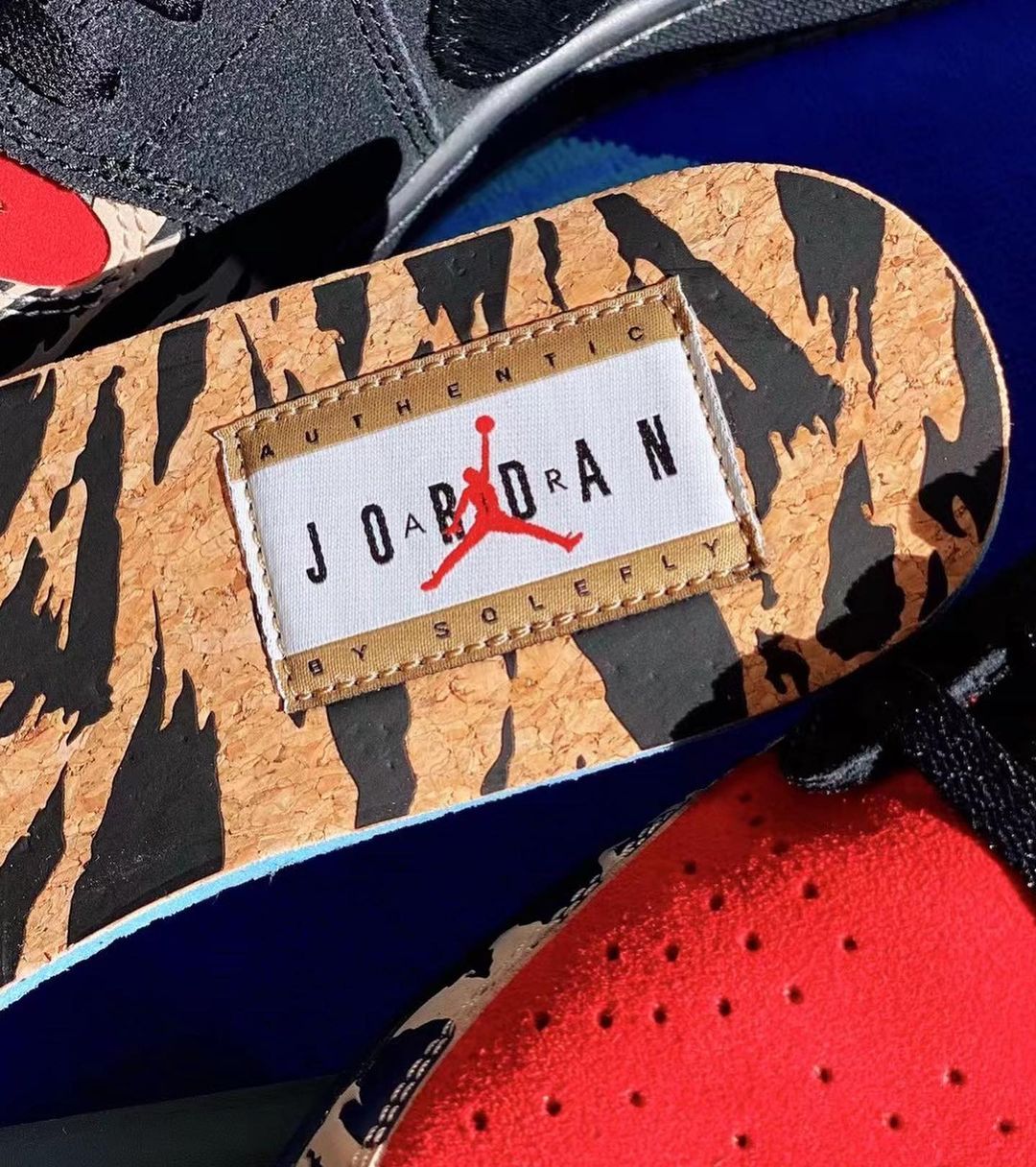 【国内 12/17 発売】ソールフライ × ナイキ エア ジョーダン 1 ロー “バイソン” (SoleFly NIKE AIR JORDAN 1 LOW “Bison”) [DN3400-001]